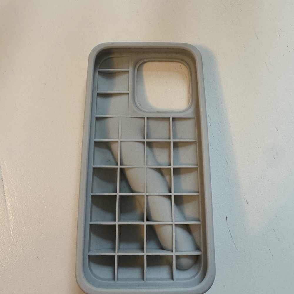 Rhode iPhone 15 Pro Case - Picture 5 of 5